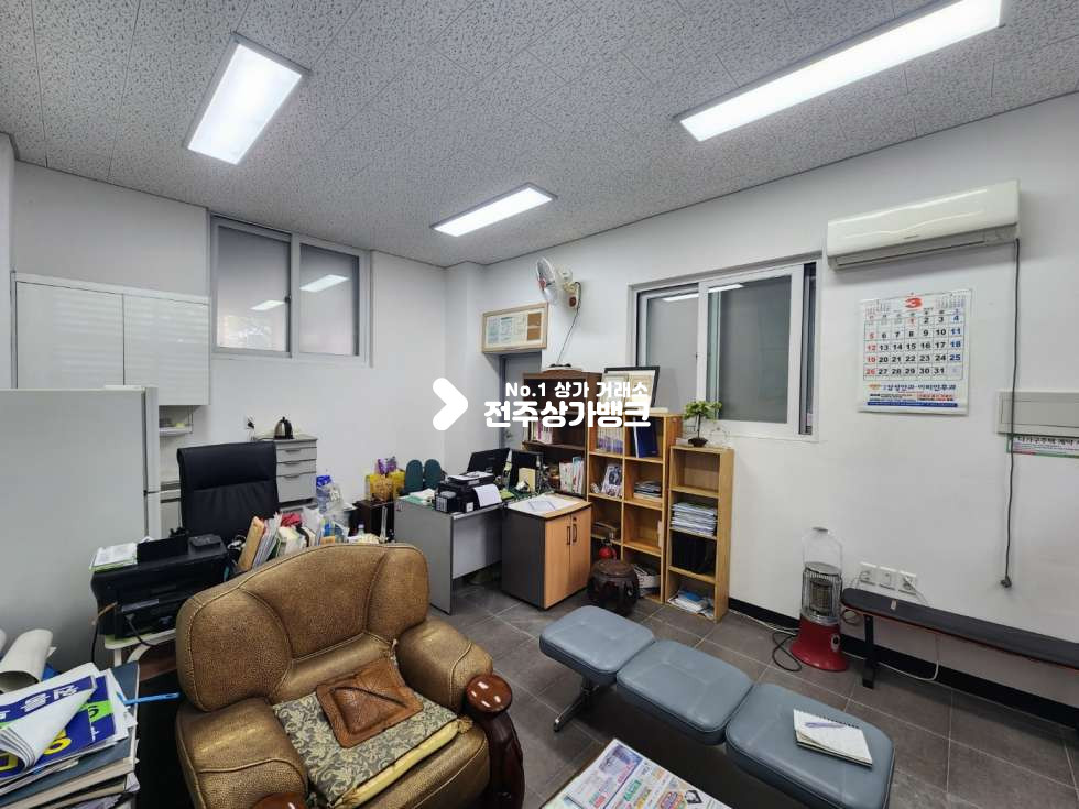 전북 전주완산구 평화동2가 평화동 저렴한 월세의 1층 상가임대 사무실,일반상가 가능합니다 월세 매물번호 12675 사진 3