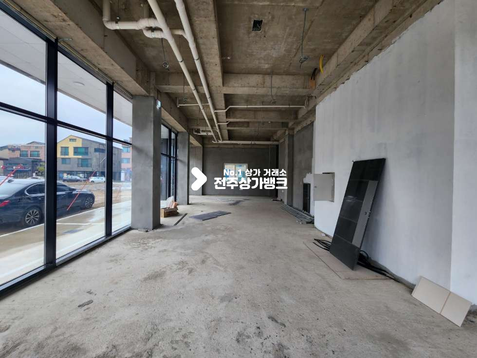 전북 전주덕진구 만성동 만성동 40평형 넒은 상가 임대 즉시입주 가능합니다. 월세 매물번호 12688 사진 2