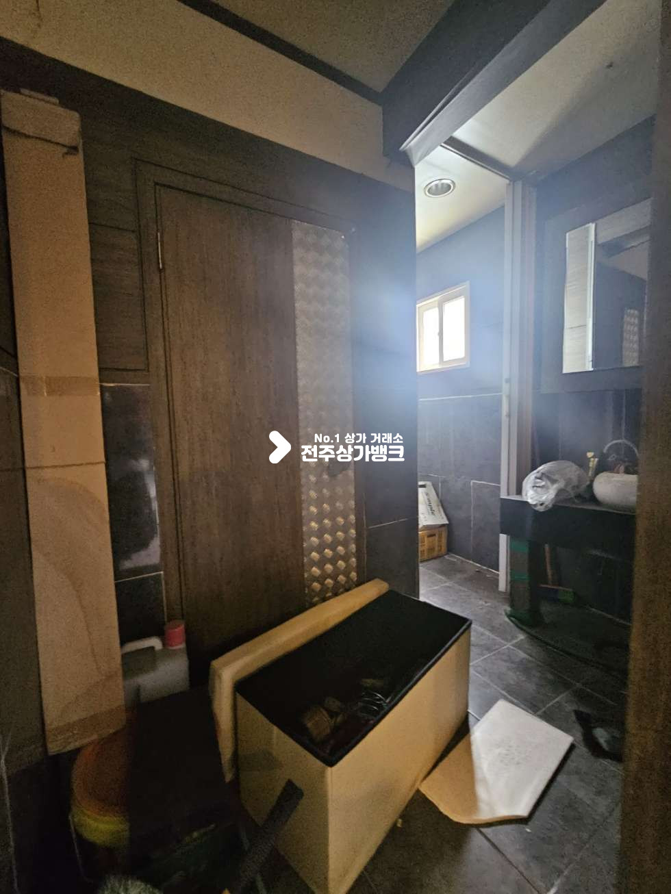 전북 전주완산구 중화산동2가 ●인구이동많은대로변 ●화산초부근 ●PC방 ●사무실추천!!● 월세 매물번호 12768 사진 6