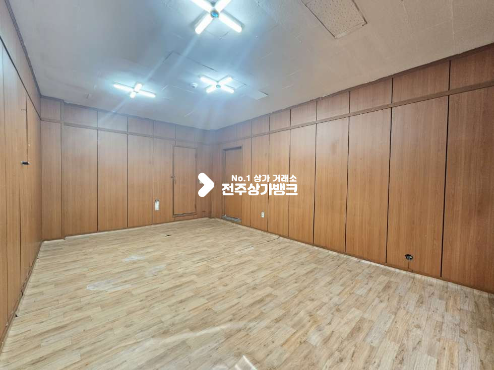 전북 전주완산구 태평동 ●태평sk뷰부근 ●일반사무실 ●인테리어사무실 ●건설회사추천● 월세 매물번호 12770 사진 4