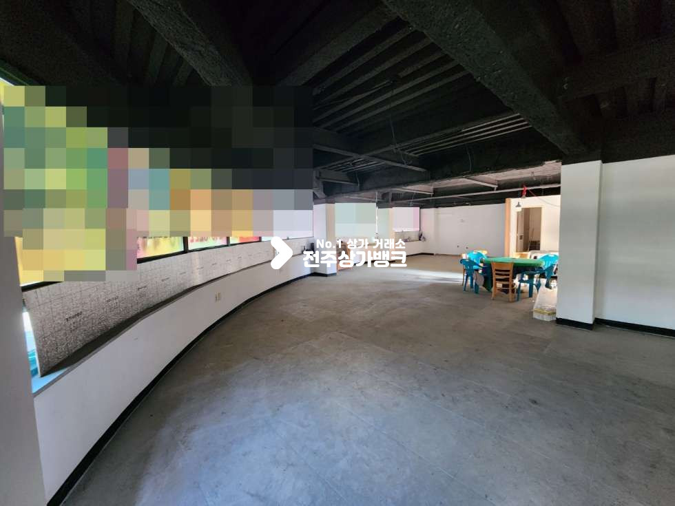 전북 전주완산구 중화산동2가 중화산동 메인거리 중 사거리 코너자리 2층 즉시입주 가능합니다. 월세 매물번호 12786 사진 3