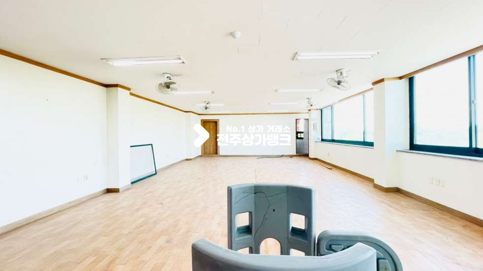 전북 전주덕진구 송천동2가 ✧✧송천동✧✧3층✧✧33평대✧✧사무실추천매물~~~!!! 월세 매물번호 12789 사진 3