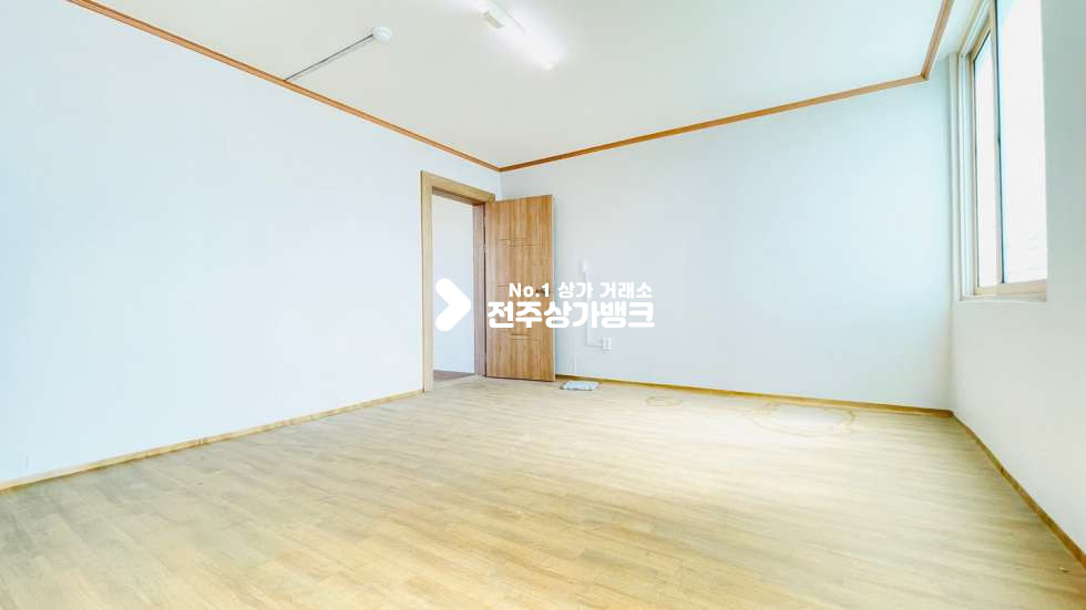 전북 전주덕진구 송천동2가 ✧✧송천동✧✧3층✧✧33평대✧✧사무실추천매물~~~!!! 월세 매물번호 12789 사진 9