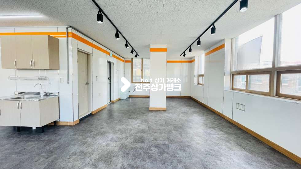 전북 전주덕진구 송천동1가 ✧✧송천동✧✧학교앞✧✧2층상가✧✧ 사무실, 학원, 공방✧✧적극 추천드립니다^^ 월세 매물번호 12788 사진 1