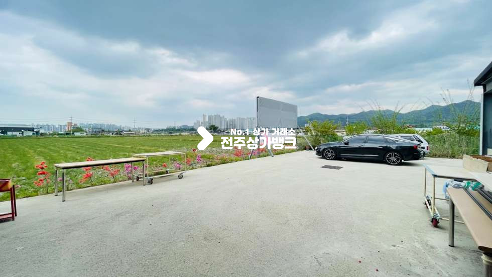 전북 전주완산구 평화동3가 ✔✔층고높은✔✔창고형상가✔✔자동차업종,창고형사무실✔✔추천드려요~~!!!! 월세 매물번호 12801 사진 4