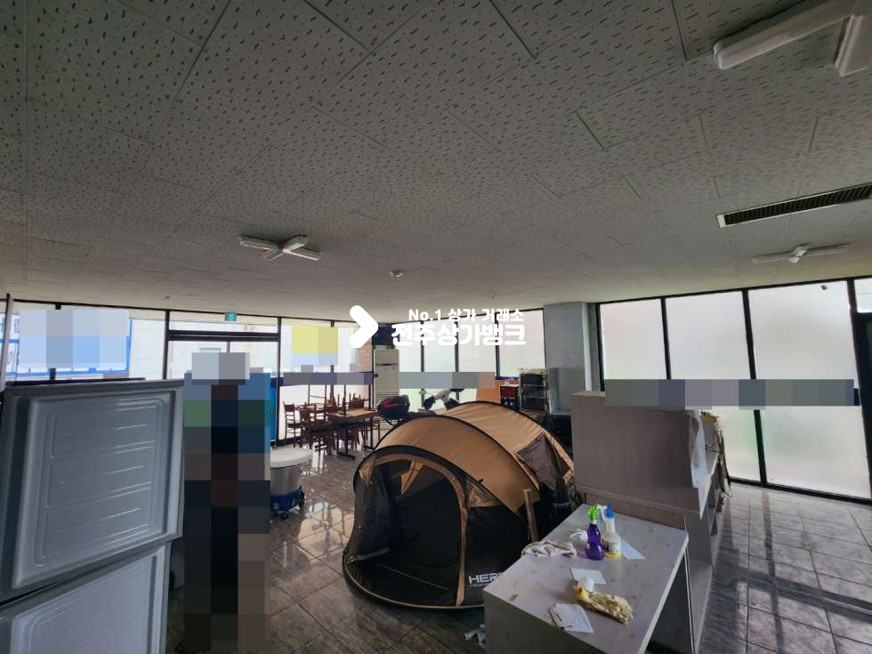 전북 전주완산구 평화동1가 평화동1가 유동인구많은 치킨집 배달상가,홀장사 가능 컨디션 최상 ! 즉시입주 가능합니다. 월세 매물번호 12816 사진 4