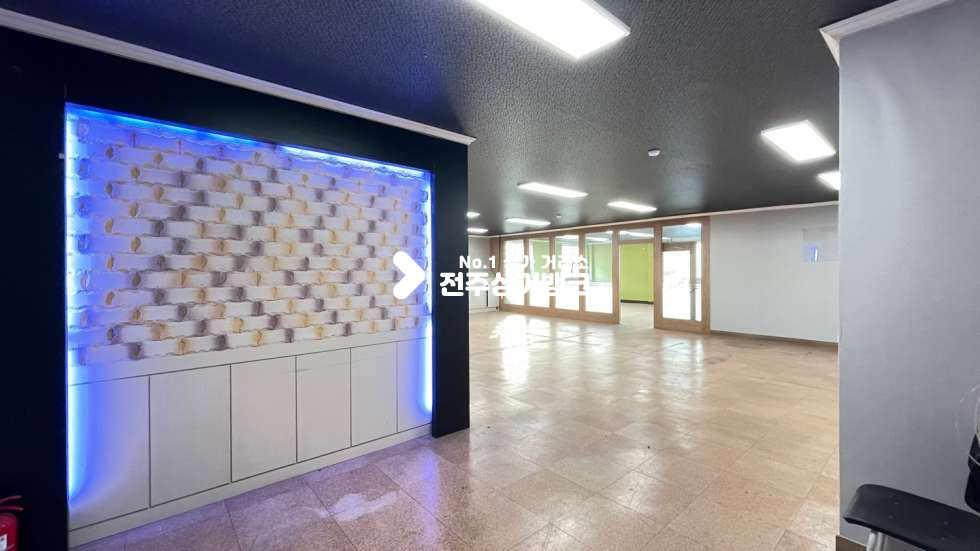 전북 전주완산구 중화산동2가 ★중화산동★큰대로변★ 사무실,학원,세미나실,보험회사★자유업종 추천!!!! 월세 매물번호 12053 사진 1