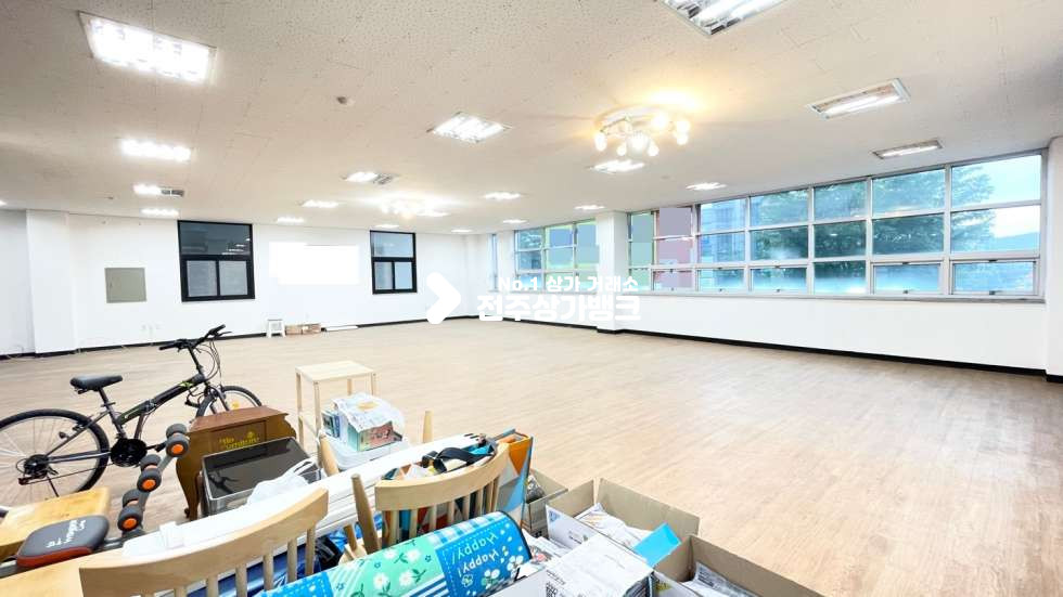 전북 전주완산구 서신동 ✧✧서신동✧✧큰대로변✧✧2층✧✧사무실✧✧전용화장실있음✧✧적극추천매물~~!! 월세 매물번호 12854 사진 3