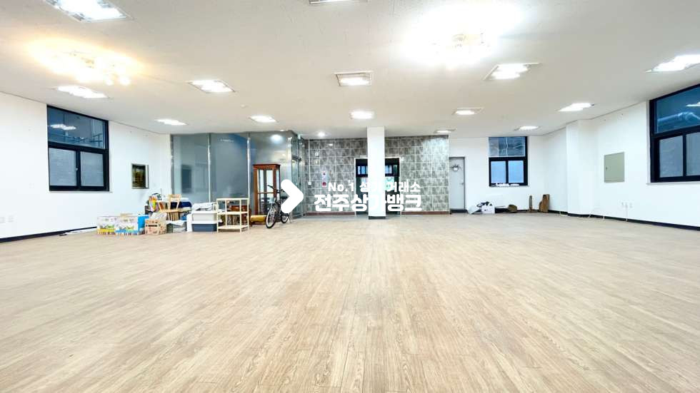 전북 전주완산구 서신동 ✧✧서신동✧✧큰대로변✧✧2층✧✧사무실✧✧전용화장실있음✧✧적극추천매물~~!! 월세 매물번호 12854 사진 4