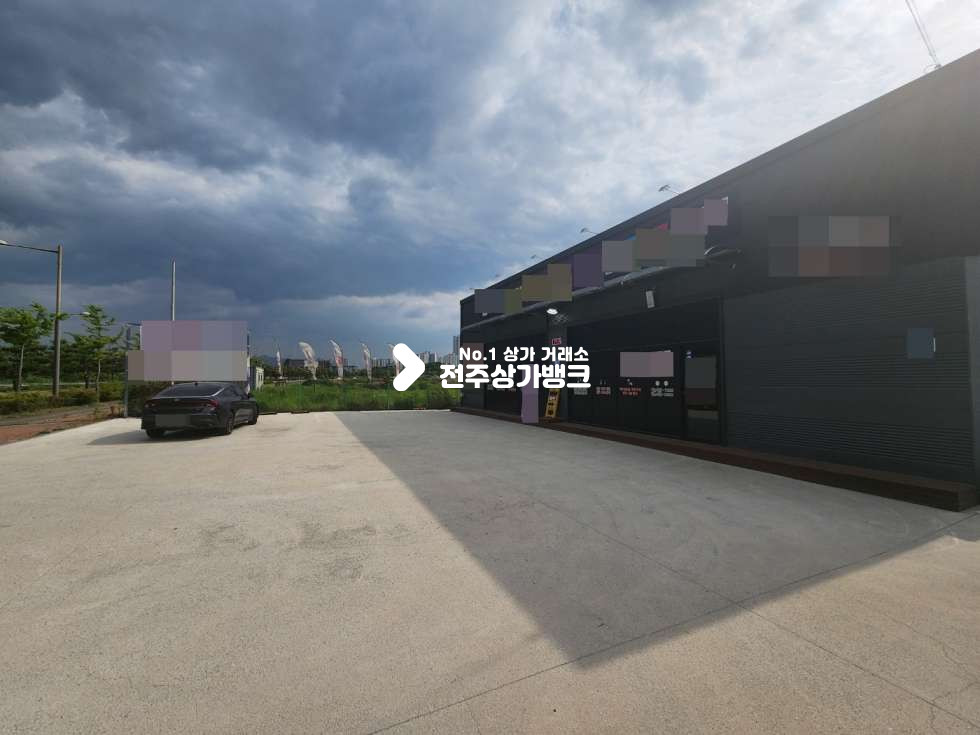 전북 전주덕진구 장동 만성동,여의동 부근 대로변 창고형 사무실 임대 즉시 입주 가능합니다. 월세 매물번호 12875 사진 2