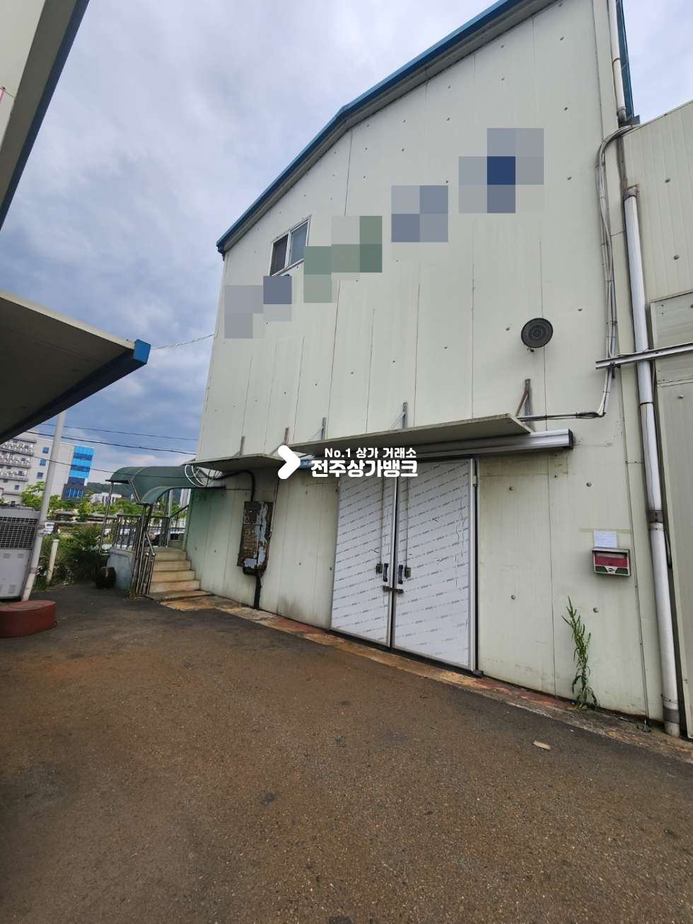 전북 전주덕진구 여의동 여의동 사거리 대로변의 넒은 창고 , 냉장창고 까지 즉시 입주 가능합니다. 월세 매물번호 12876 사진 8