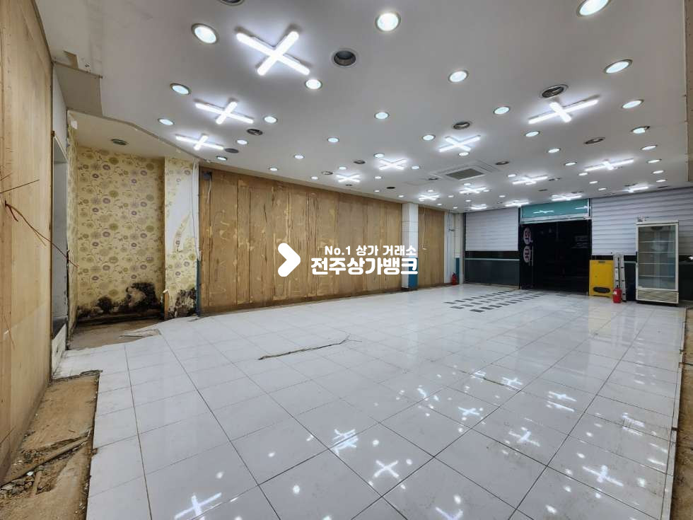 전북 전주완산구 평화동1가 평화동 사거리 유동인구 많은 상가 편의점,가맥집으로 추천드립니다 ! 협의입주가능 월세 매물번호 12882 사진 5