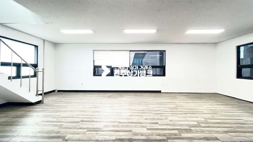 전북 전주완산구 효자동3가 문학초인근✧✧복층✧✧테라스2개있는상가✧✧사무실,보험회사✧✧적극추천~~~!!!! 월세 매물번호 12667 사진 2