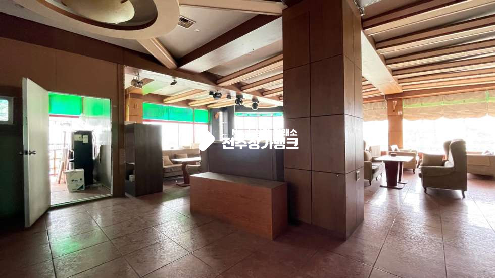 전북 전주완산구 삼천동1가 삼천동 먹자골목 !!무권리금!! 5층 테라스까지 이용가능!(엘베5층까지연결) , 칵테일바 추천 ! 즉시입주 가능합니다. 월세 매물번호 12887 사진 12