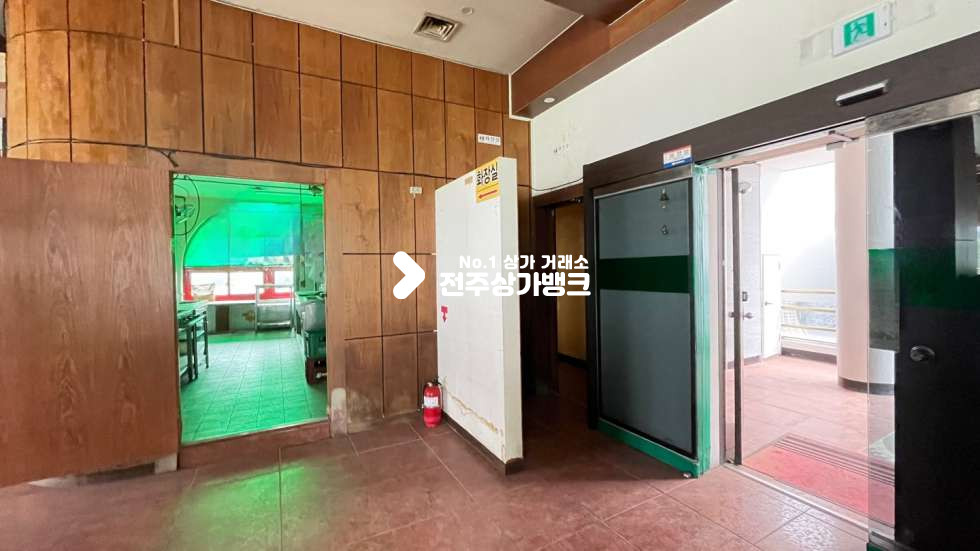 전북 전주완산구 삼천동1가 삼천동 먹자골목 !!무권리금!! 5층 테라스까지 이용가능!(엘베5층까지연결) , 칵테일바 추천 ! 즉시입주 가능합니다. 월세 매물번호 12887 사진 21