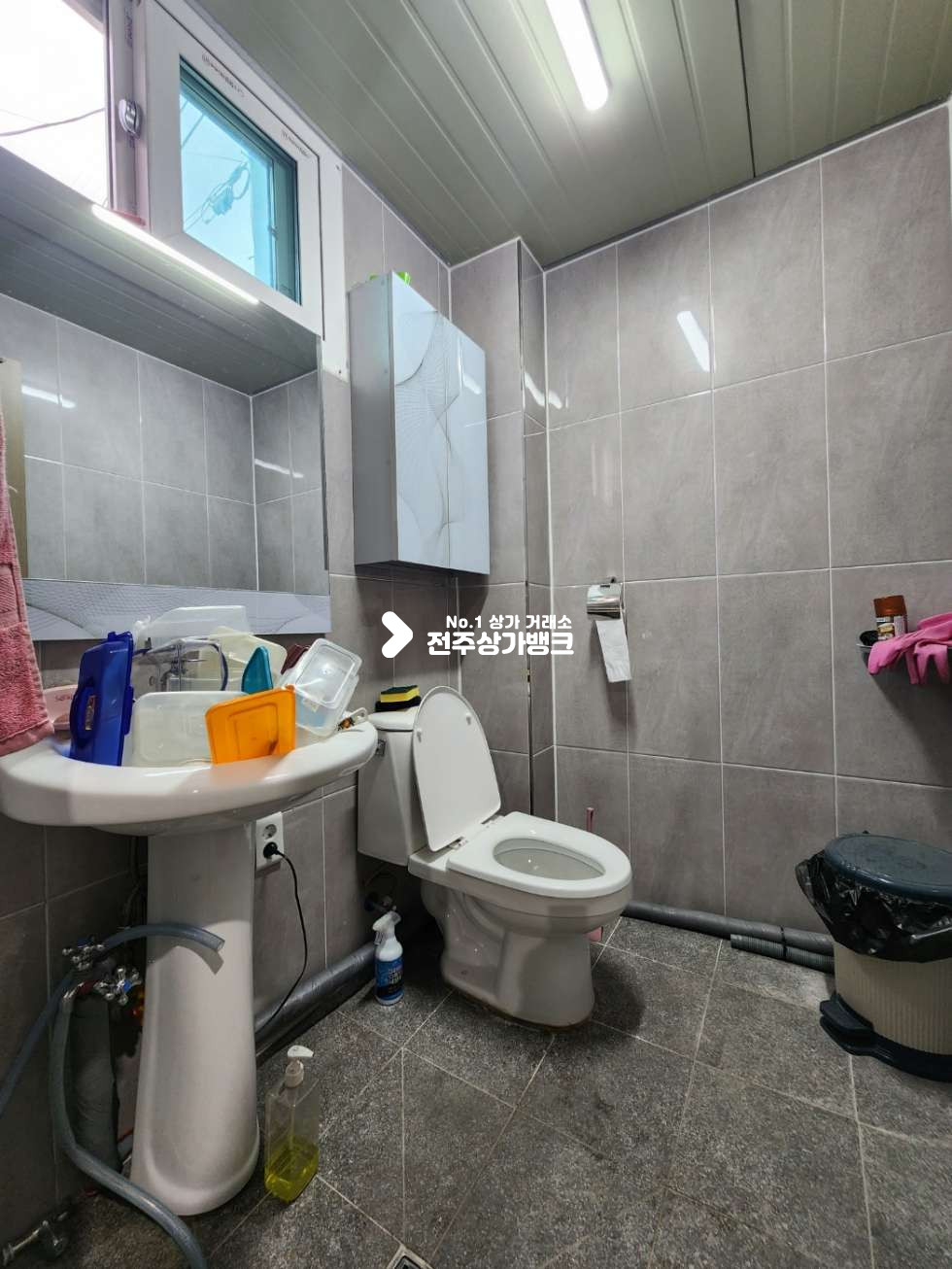 전북 전주완산구 평화동3가 평화동3가 창고형 사무실 !! 60평형대 저렴한곳 즉시입주 가능합니다. 월세 매물번호 12795 사진 15