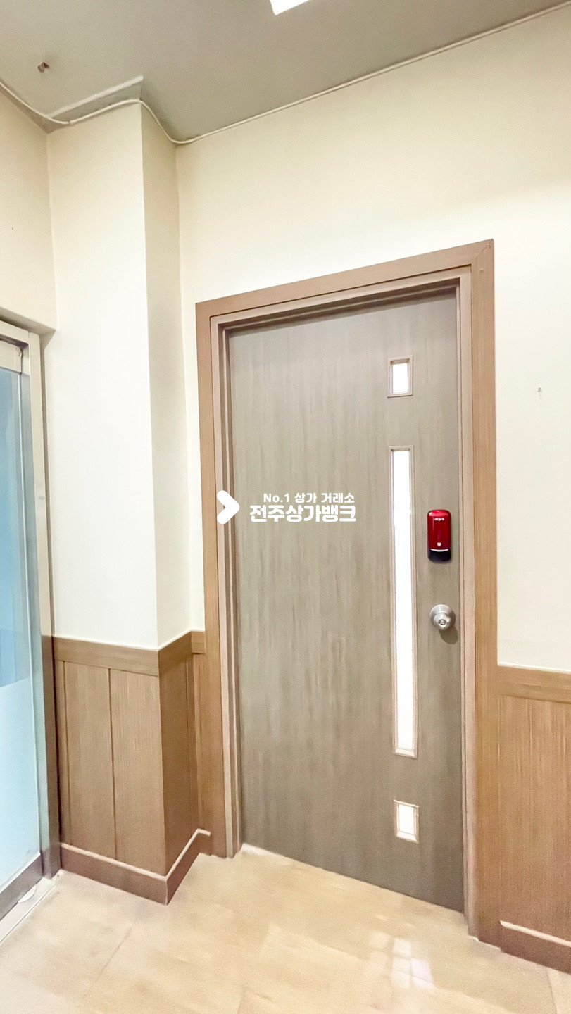 전북 전주완산구 효자동2가 ✔전망좋은 ✔대로변✔위치최고✔사무실✔적극추천매물~~에어컨2대~ 월세 매물번호 12914 사진 15