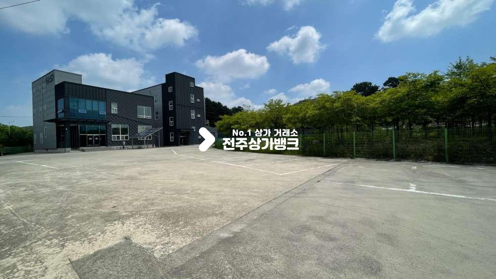 전북 전주완산구 용복동 ✔용복동✔공장,창고.연구실✔저렴한✔1층~2층✔통임대✔현장방문하여 실매물을 확인 적극 추천드립니다^^ 월세 매물번호 12955 사진 1