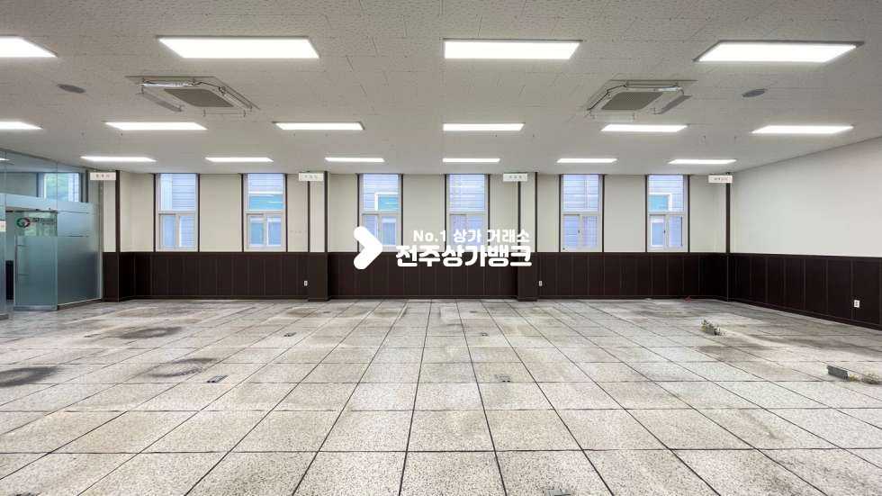 전북 전주완산구 용복동 ✔용복동✔공장,창고.연구실✔저렴한✔1층~2층✔통임대✔현장방문하여 실매물을 확인 적극 추천드립니다^^ 월세 매물번호 12955 사진 8