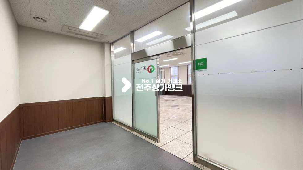 전북 전주완산구 용복동 ✔용복동✔공장,창고.연구실✔저렴한✔1층~2층✔통임대✔현장방문하여 실매물을 확인 적극 추천드립니다^^ 월세 매물번호 12955 사진 13