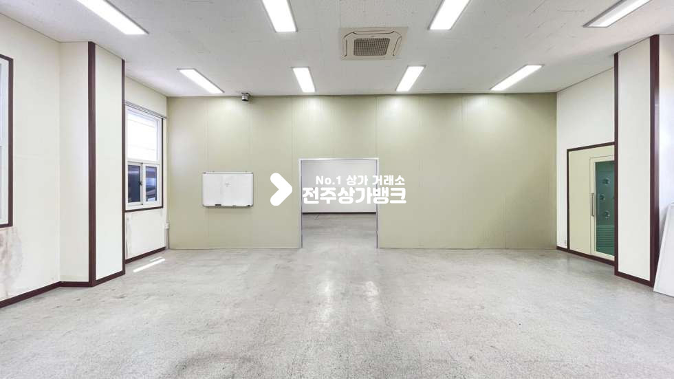 전북 전주완산구 용복동 ✔용복동✔공장,창고.연구실✔저렴한✔1층~2층✔통임대✔현장방문하여 실매물을 확인 적극 추천드립니다^^ 월세 매물번호 12955 사진 51