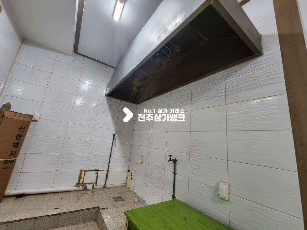전북 전주완산구 효자동1가 효자동1가 전용약 30평형 상가 에어컨 완비 , 룸컨디션 최상,임대료 저렴한곳 즉시입주 가능합니다. 월세 매물번호 12960 사진 12