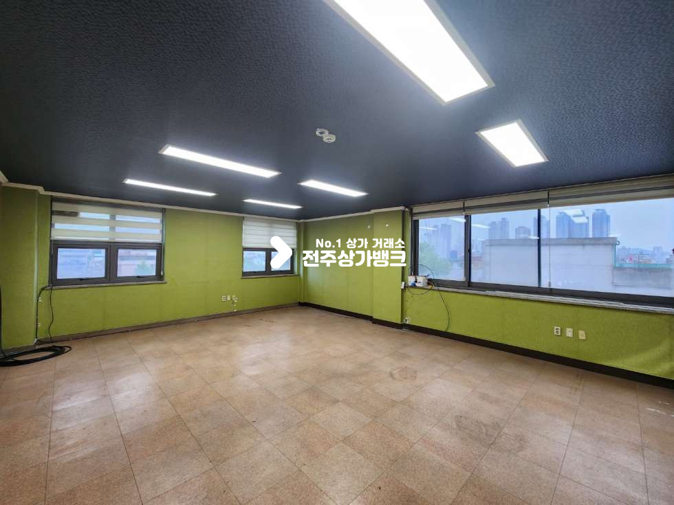 전북 전주완산구 중화산동2가 중화산동2가 광고효과 좋고 대형룸이 있는 사무실 임대 즉시입주가능합니다. 월세 매물번호 12779 사진 14