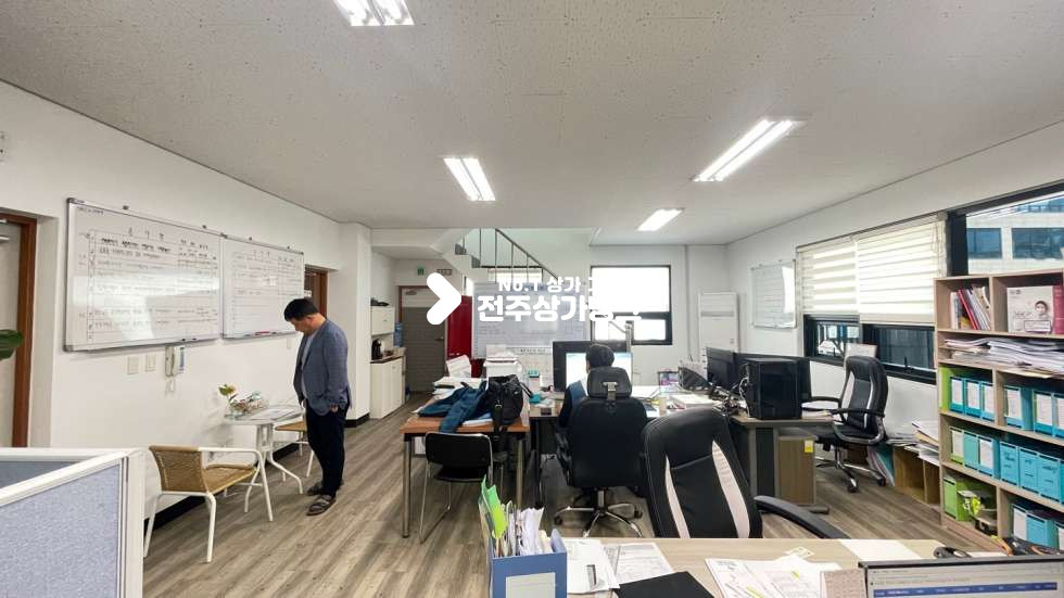 전북 전주완산구 효자동3가 ●복층구조 ●사무실 ●뷰티샵추천!!● 월세 매물번호 12669 사진 2