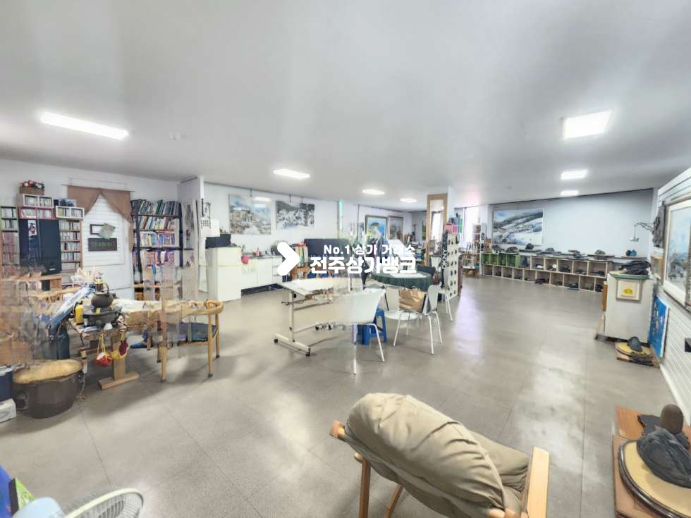 전북 전주완산구 서노송동 ★서노송동 넓은평수 상가 무권리금★ 월세 매물번호 12697 사진 3