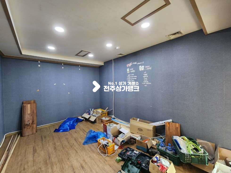 전북 전주완산구 서신동 JY 서신동 유동인구 많은 3층 상가 시설 깔끔 즉시입주가능 월세 매물번호 12999 사진 8