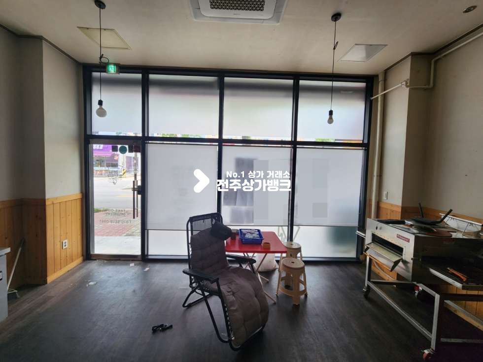 전북 전주완산구 효자동3가 JY 저렴한 월세 무권리금의 배달상가 에어컨, 주방 설치되어있음 즉시입주가능합니다. 월세 매물번호 13047 사진 5