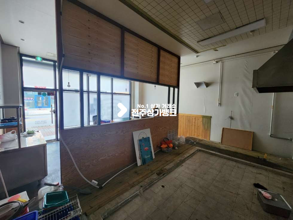 전북 전주완산구 효자동3가 JY 저렴한 월세 무권리금의 배달상가 에어컨, 주방 설치되어있음 즉시입주가능합니다. 월세 매물번호 13047 사진 8