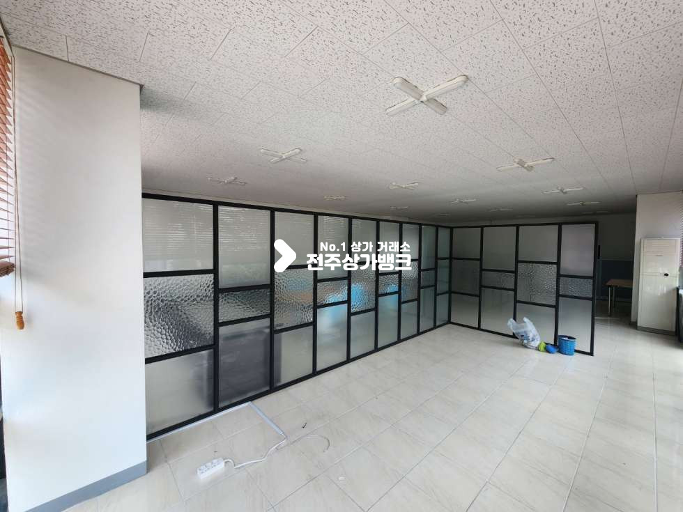전북 전주완산구 중화산동2가 JY 중화산동2가 병원부근의 저렴한 가격대의 35평형 사무실 즉시입주 가능합니다. 월세 매물번호 13055 사진 7