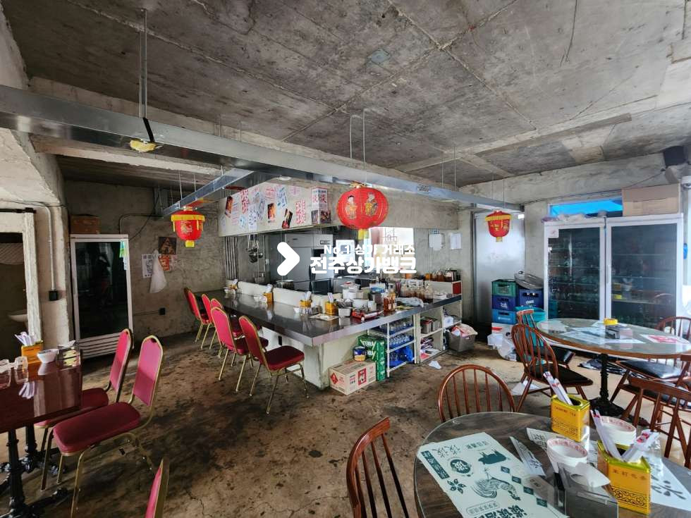 전북 전주완산구 중앙동1가 JY 웨리단길 홍콩주점 양수양도 개방된주방 인테리어 잘되어있습니다 협의입주가능 월세 매물번호 13070 사진 4