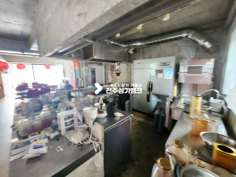 전북 전주완산구 중앙동1가 JY 웨리단길 홍콩주점 양수양도 개방된주방 인테리어 잘되어있습니다 협의입주가능 월세 매물번호 13070 사진 7