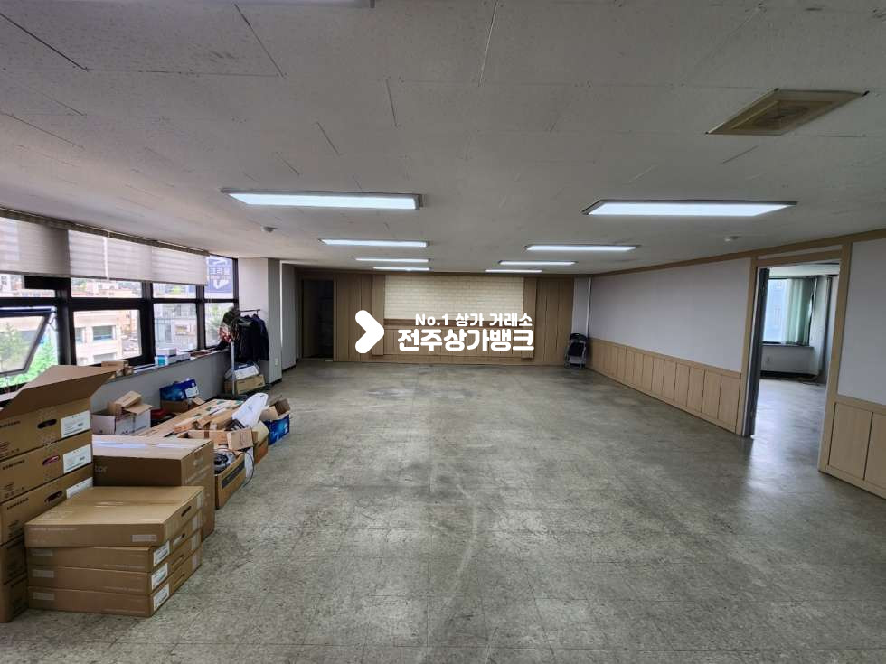 전북 전주덕진구 금암동 JY 금암동 대형평수 저렴한 임대 가격 천장,룸시설 완벽 즉시입주가능 월세 매물번호 13073 사진 2