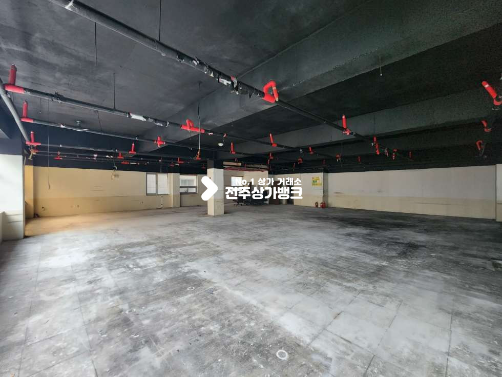 전북 전주완산구 효자동3가 JY 신시가지 전용 약 70평 내부 철거 완료 렌탈프리 2개월 가능 월세 매물번호 13075 사진 4