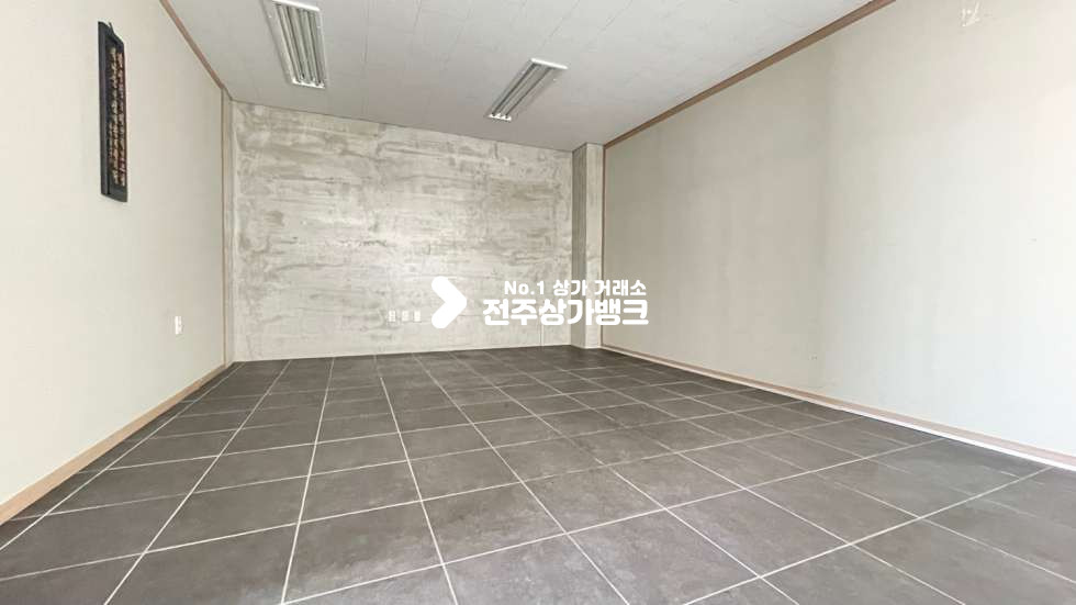 전북 전주덕진구 우아동1가 JH ★아중초앞★깔끔한★18평대★사무실★추천매물상가~~~ 월세 매물번호 13096 사진 7