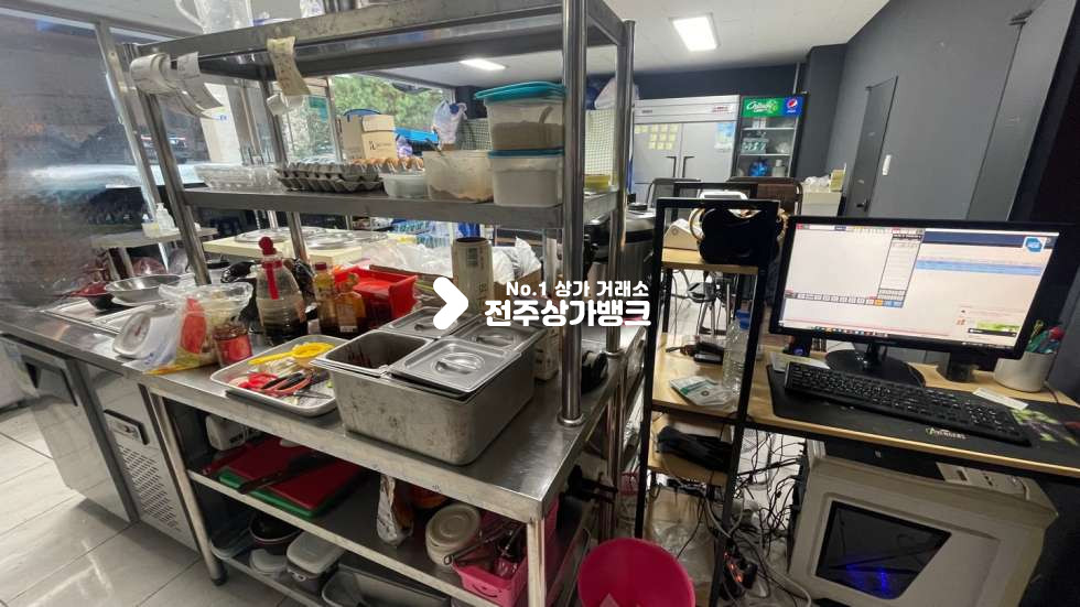 전북 전주완산구 효자동3가 JH ✧✧문학초 ✧✧13평빌라상가 ✧✧전기증설,가스설치 ✧✧시설완벽한 ✧✧배달전문 ✧✧권리금협의가능 ✧✧늦으면 후회하세요 월세 매물번호 13126 사진 10