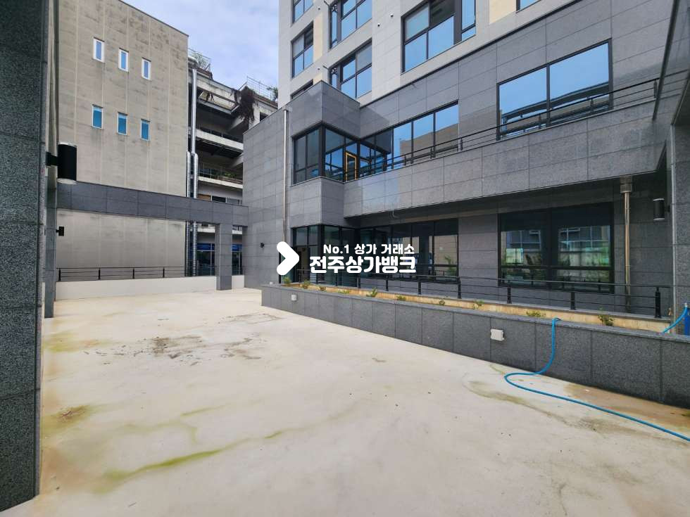 전북 전주완산구 효자동2가 JY 효자동2가 신축 오피스텔 상가 103평형 넒은 층단독 자유업종 가능 ! 월세 매물번호 13171 사진 9