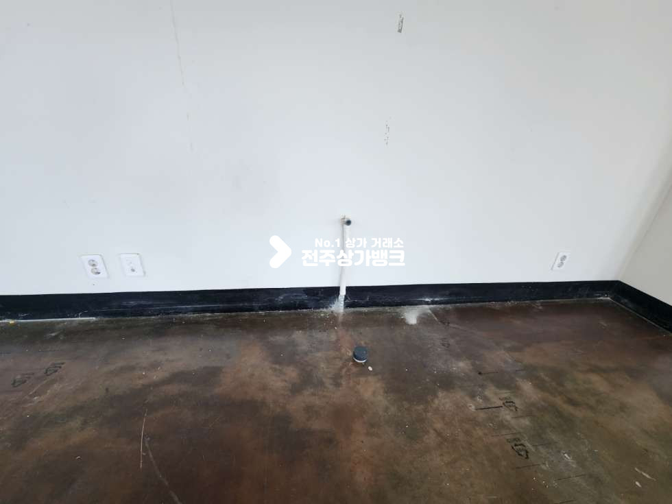 전북 전주완산구 효자동2가 JY 광고효과 좋게 양벽면 유리벽으로 시공된 깔끔한 빌라상가 즉시입주 가능합니다. 월세 매물번호 13180 사진 7