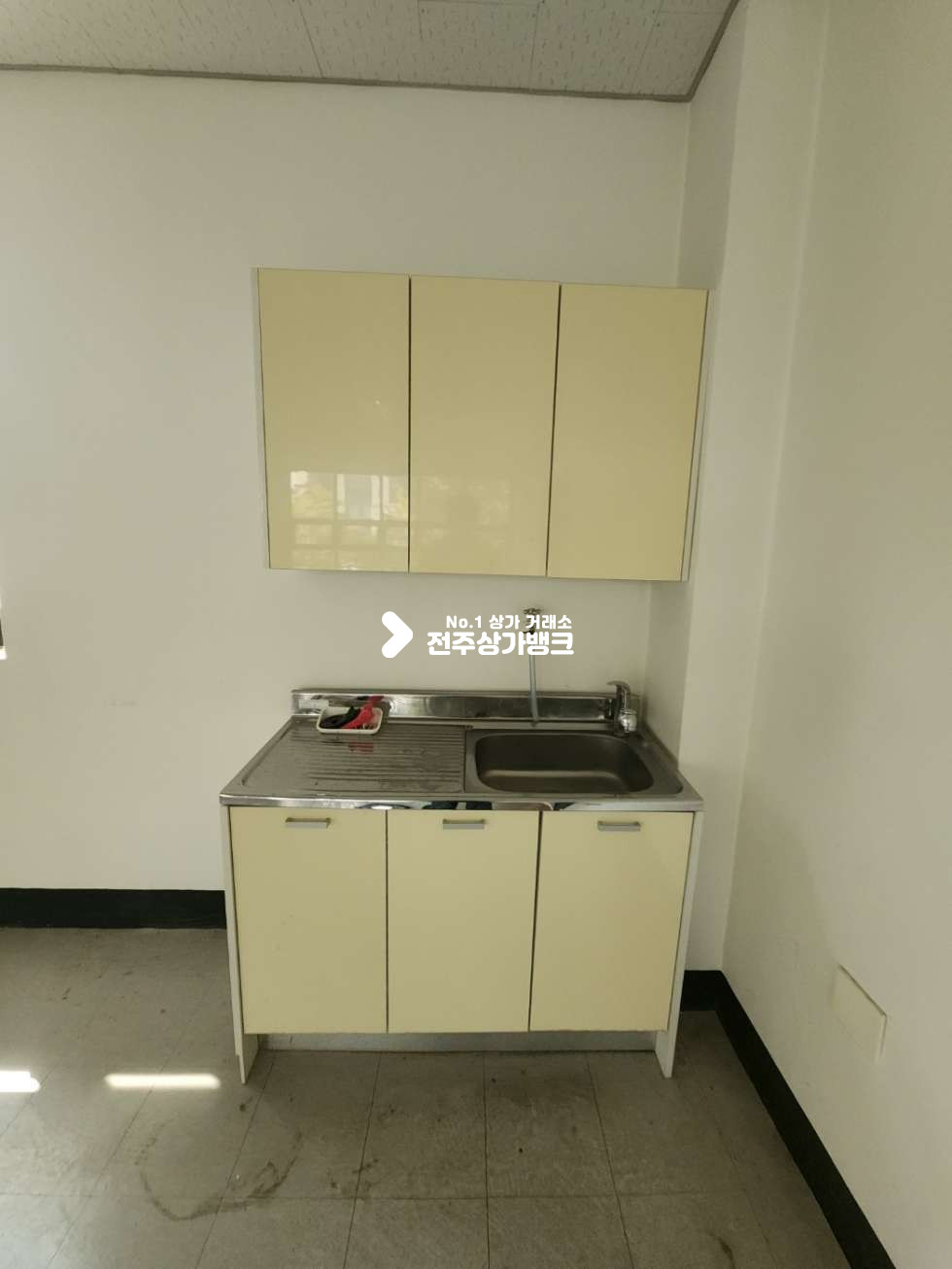 전북 전주완산구 효자동2가 JY 효자동2가 유동인구 많은 도로변 넒은 창으로 되어있는 깔끔한 사무실,상가임대 월세 매물번호 13204 사진 8