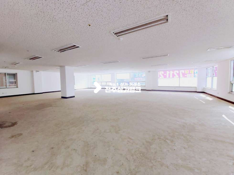 전북 전주완산구 효자동3가 ★ 효자동 신시가지 최고의 상권 추천합니다.★ 월세 매물번호 11136 사진 2