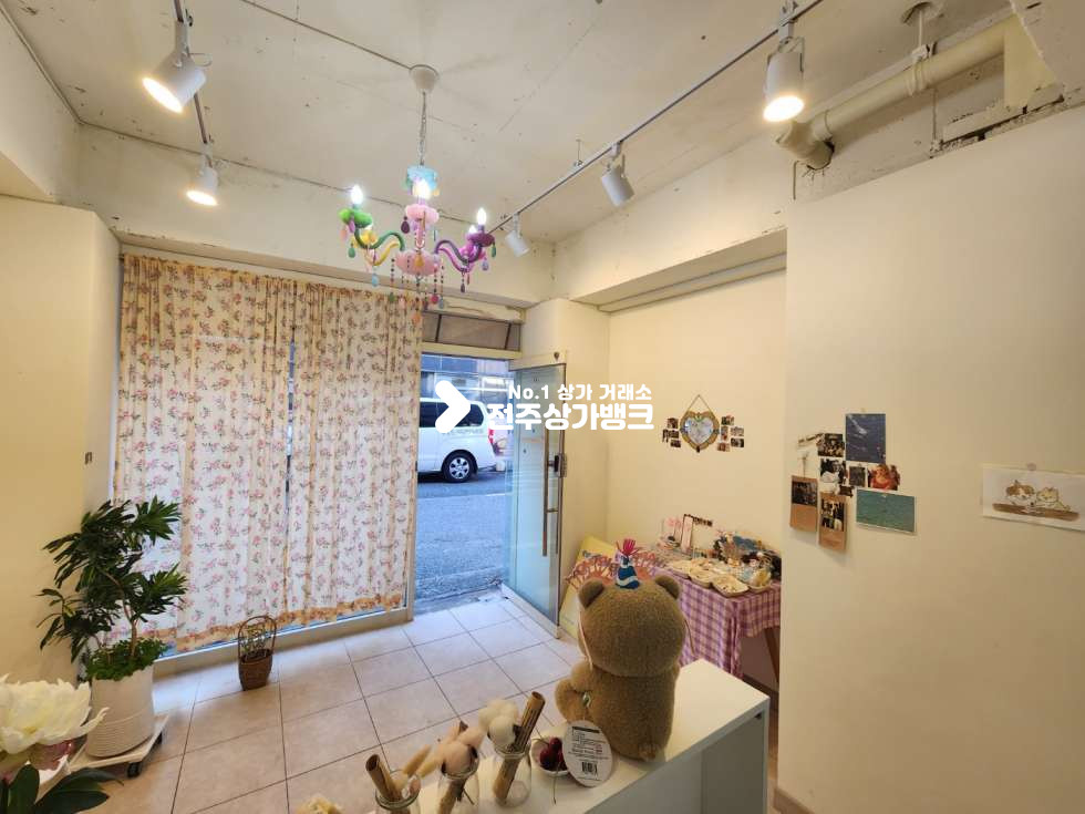 전북 전주완산구 효자동3가 JY 깔끔한 효자동 공방상가 양도양수 권리금 협의 가능합니다. 월세 매물번호 13239 사진 4
