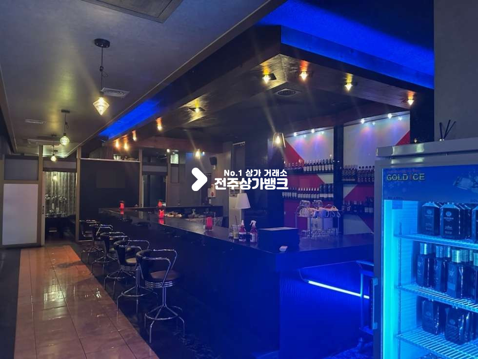 전북 전주완산구 중화산동2가 중화산동 2가 먹자골목 메인거리의 4층 빠 저렴한 권리금 협의입주 가능합니다. 월세 매물번호 12948 사진 1