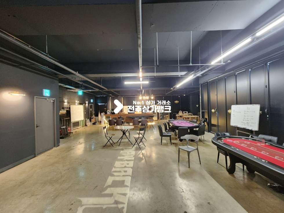 전북 전주완산구 효자동3가 JY 효자동 신시가지 중앙 홀덤바 저렴한 권리금 상권 최상 협의 입주 가능합니다. 월세 매물번호 13270 사진 2