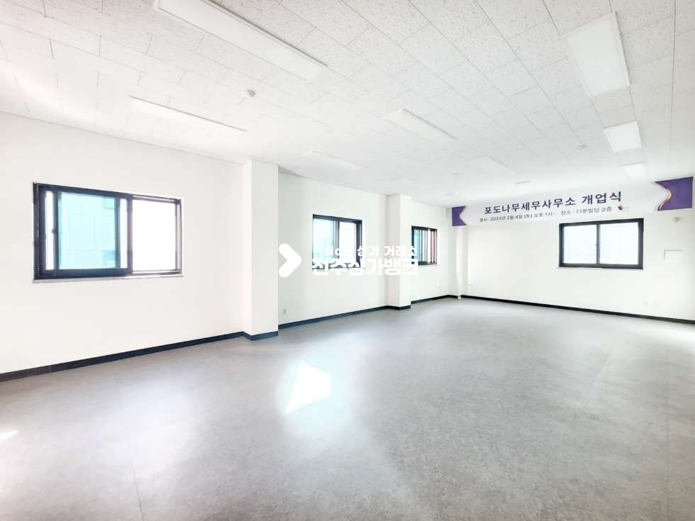 전북 전주완산구 효자동2가 A 효자동2가 사무실 천정층고높고 천정,바닥 공사 완료 즉시사용가능 월세 매물번호 13310 사진 1