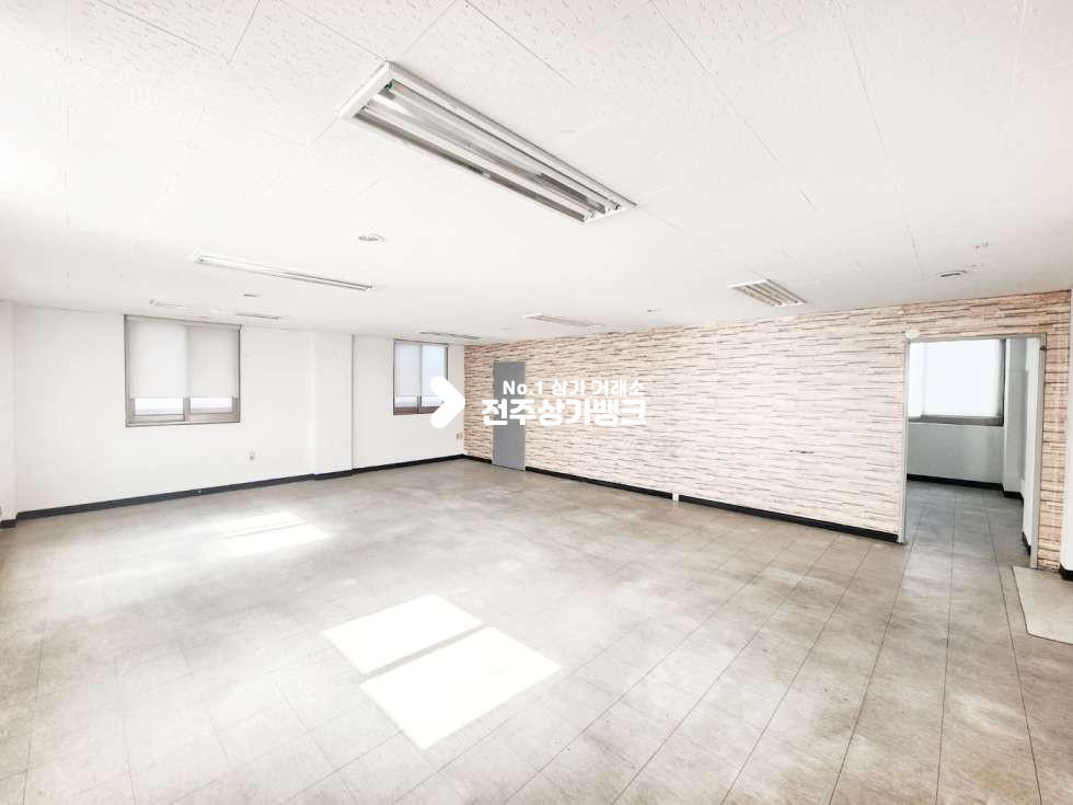 전북 전주완산구 중화산동2가 JY 중화산동2가 저렴한 월세 칸막이시설 완료됨 , 테라스까지 즉시입주 가능합니다. 월세 매물번호 13332 사진 4