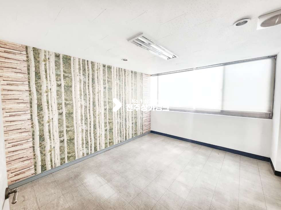 전북 전주완산구 중화산동2가 JY 중화산동2가 저렴한 월세 칸막이시설 완료됨 , 테라스까지 즉시입주 가능합니다. 월세 매물번호 13332 사진 6