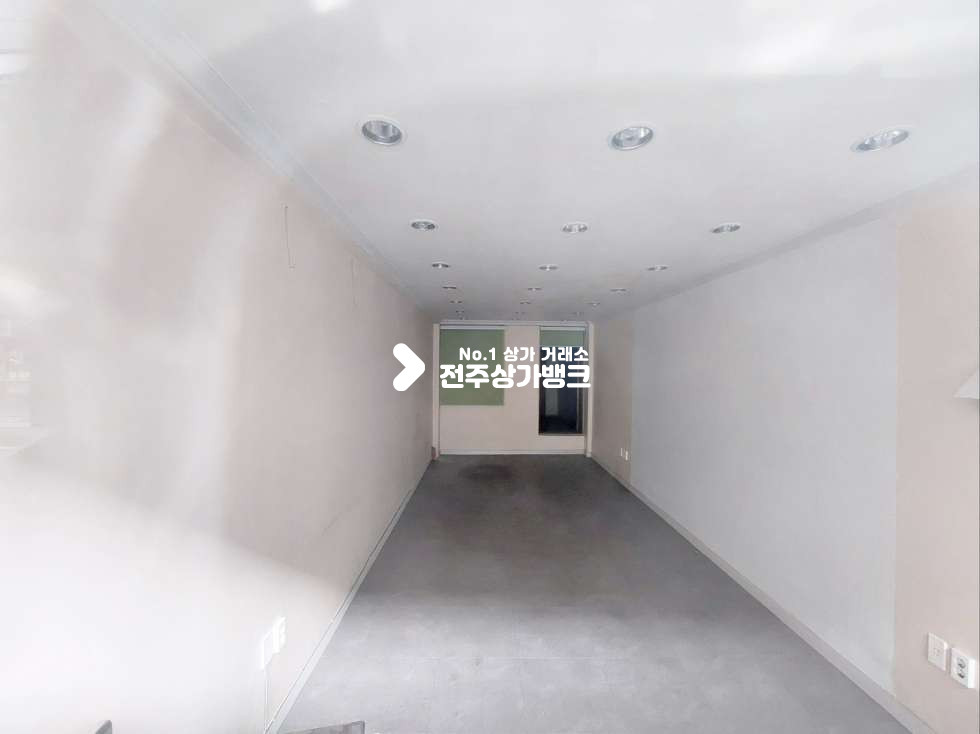 전북 전주덕진구 송천동1가 KB♠전라고사거리부근♠1층9평♠네일샵,공방,사무실.분식집 추천 월세 매물번호 13336 사진 2